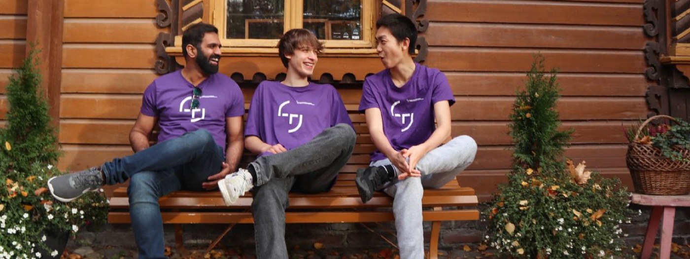 Tasmali etuk ayollarning fotosuratlari.