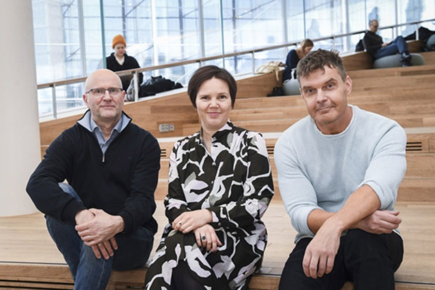 Pekka Rissanen (vas.), Leena Forma ja Jan Klavus. Kuva: Kimmo Brandt, Compic