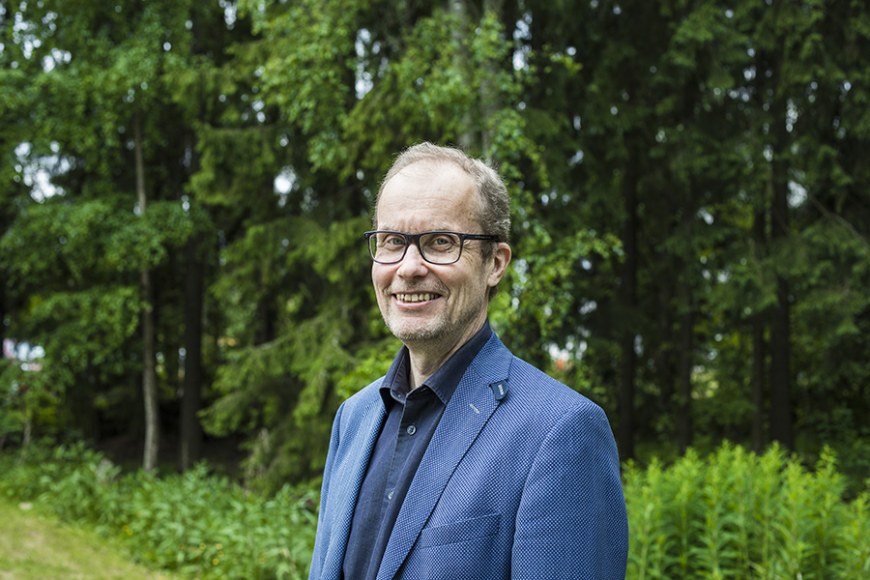 Professori Heikki Hyöty