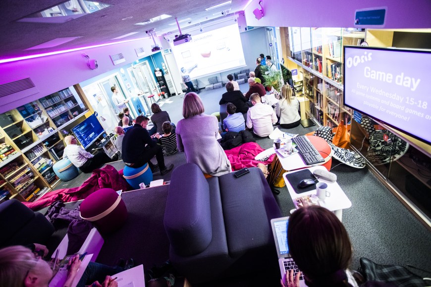 OASIS is a social learning space and living lab at the University of Tampere.