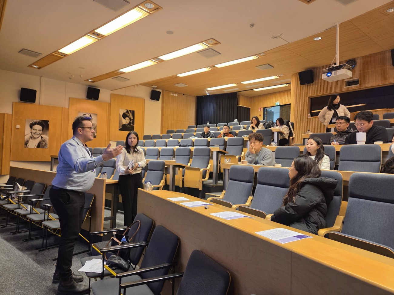 TAMK Global Education presenting activities to South Korea educators 