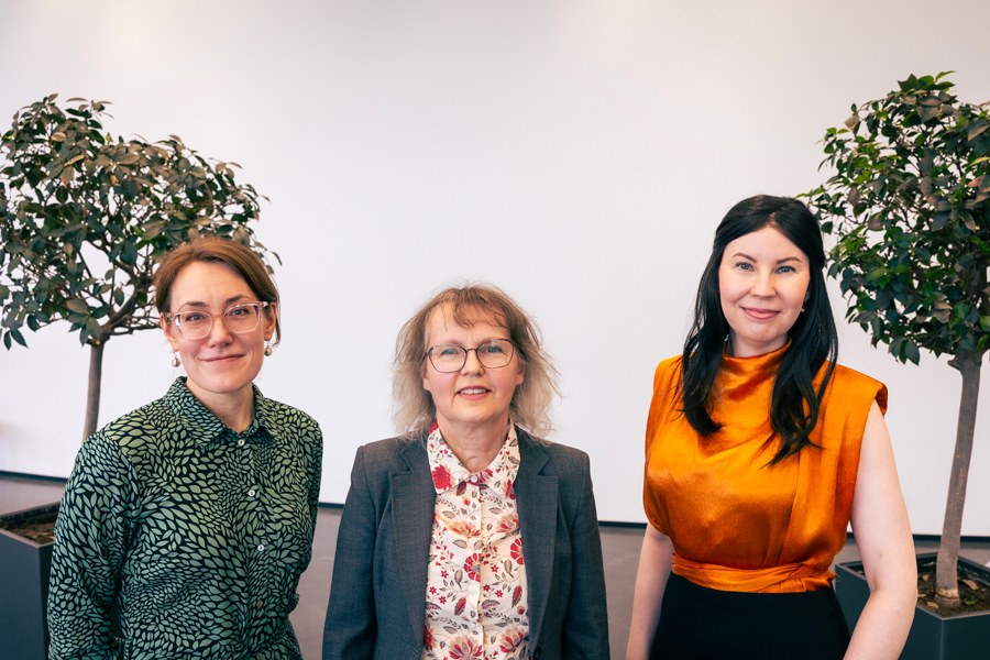 Eeva-Liisa Bastman, Sari Kivistö ja Erika Pihl.