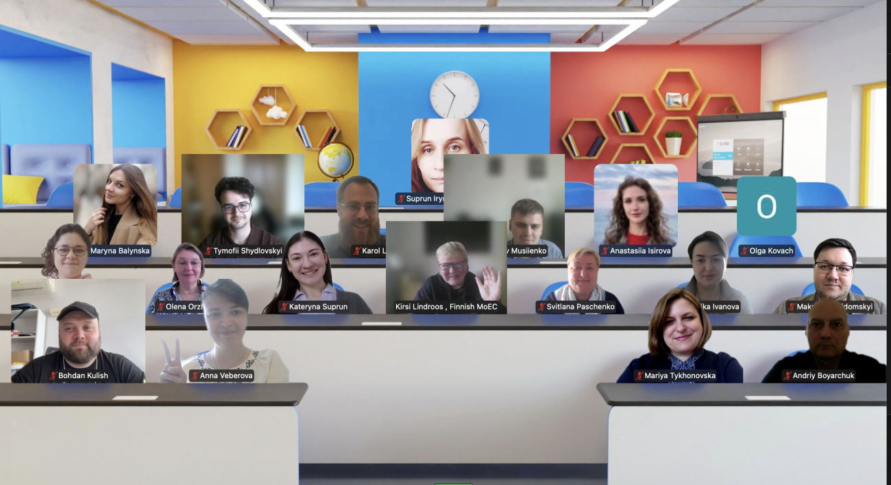 Screenshot of a zoom meeting (immersion view)