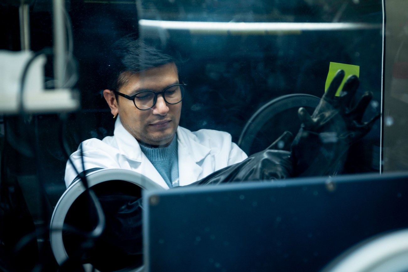 Amit Tewari LFE-laboratoriossa