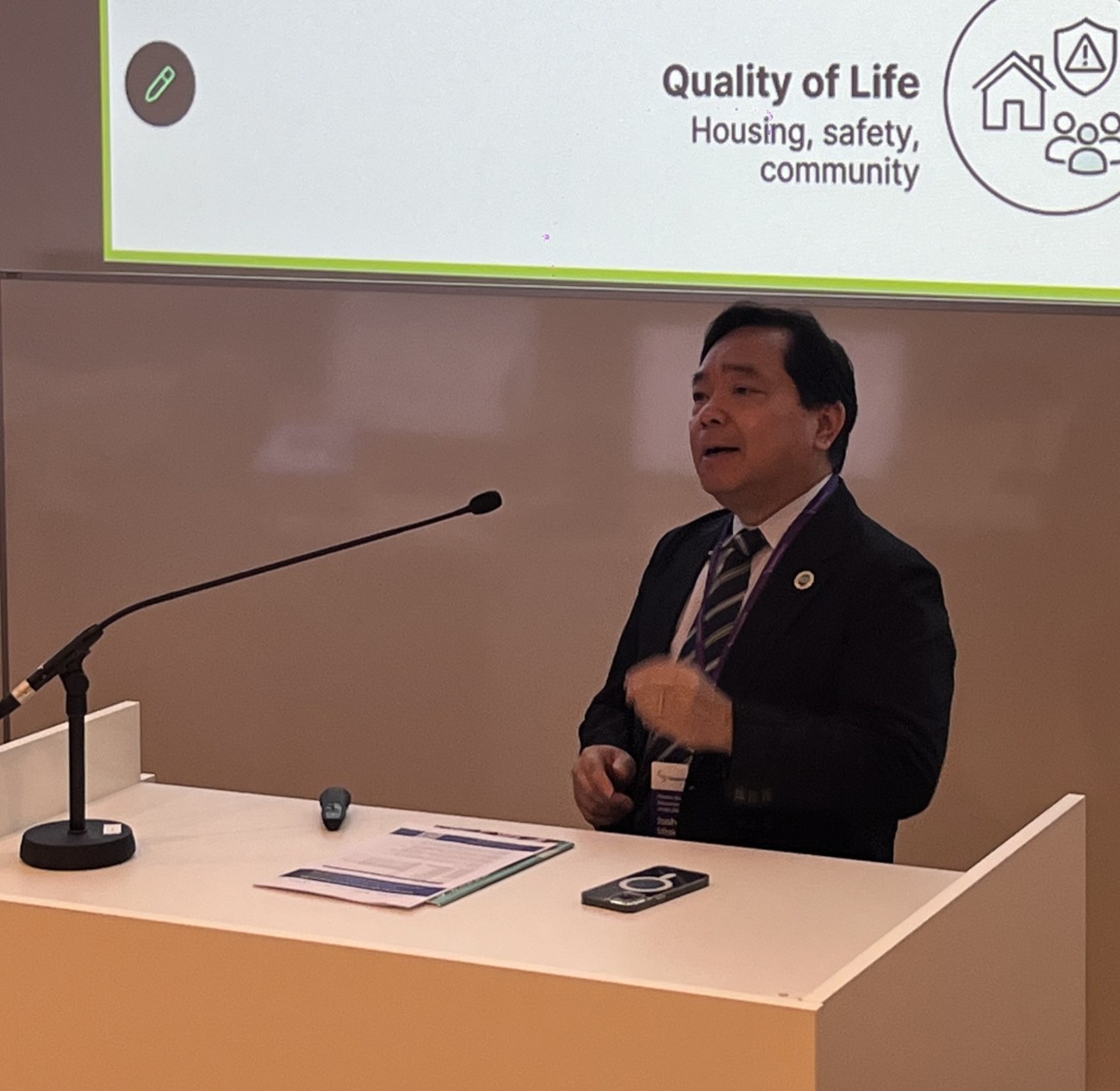 Prof. Mok giving his keynote speach