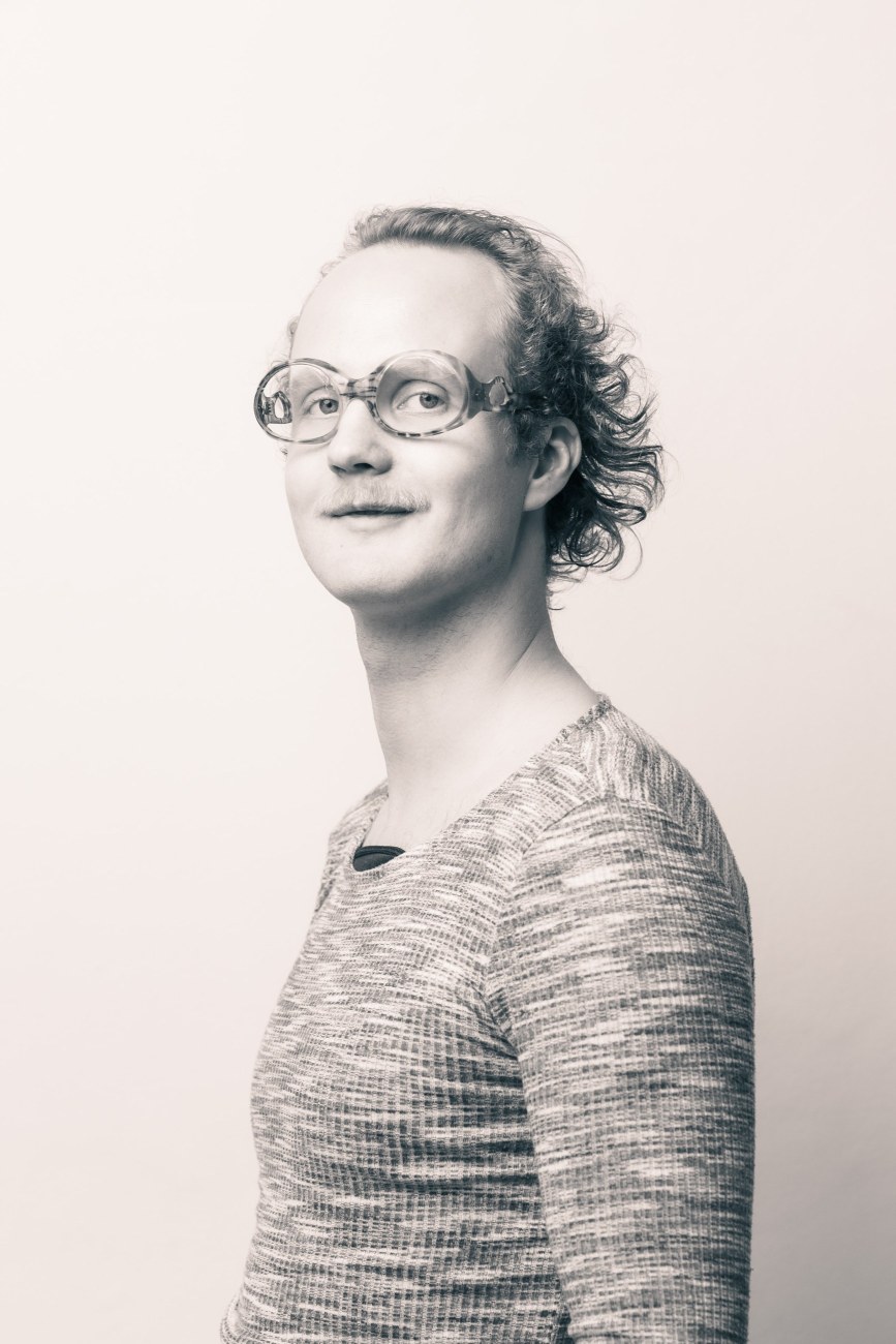 Kuvassa opiskelija Eemil Tähtinen
